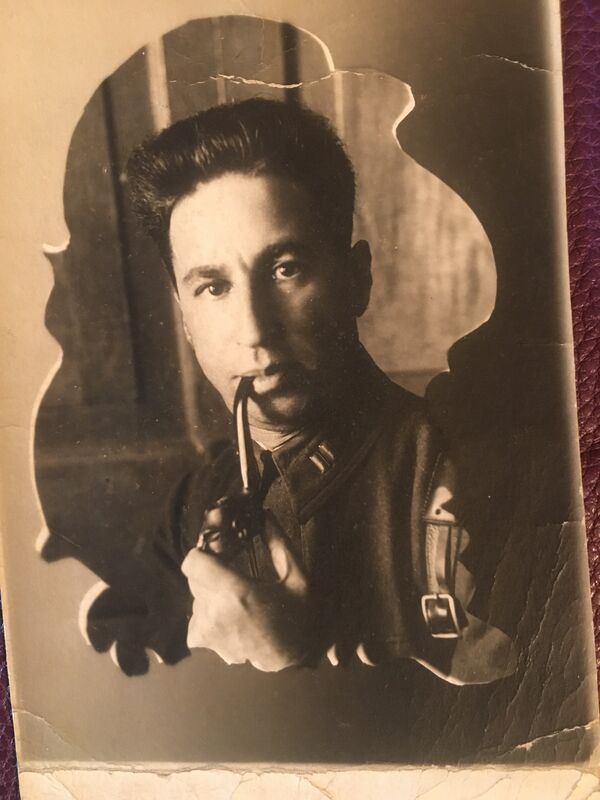 Отец Инессы Макарчук Евгений Исакович Сосинов - Sputnik Беларусь