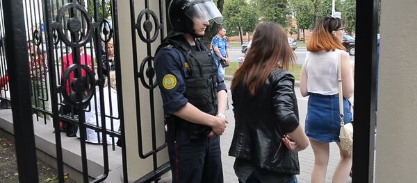 Эвакуация парка Челюскинцев в Минске - Sputnik Беларусь