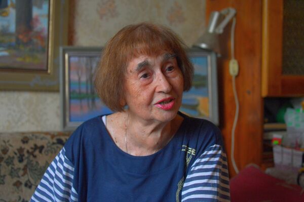 Инесса Макарчук: Мы не знали, как прийти домой. Нет улиц. Нет ничего, одни развалины - Sputnik Беларусь