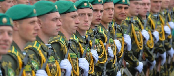 Парад на 3 ліпеня, архіўнае фота Парад на 3 ліпеня, архіўнае фота - Sputnik Беларусь