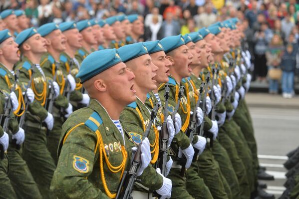 3 ліпеня адным з галоўных мерапрыемстваў у межах святкавання Дня Незалежнасці стаў парад. - Sputnik Беларусь