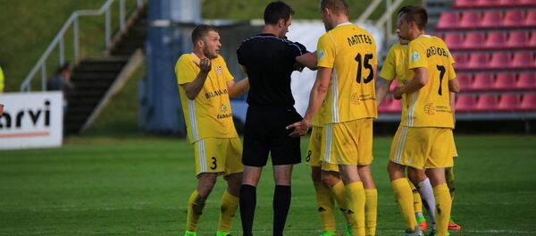 ФК Шахтер (Солигорск) в выездном матче Лиги Европы против литовской Судувы - Sputnik Беларусь