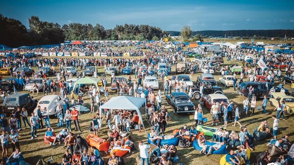 Крупнейший автомобильный фестиваль SunDay-2017 - Sputnik Беларусь