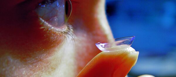 Контактная линза. Архивное фото - Sputnik Беларусь