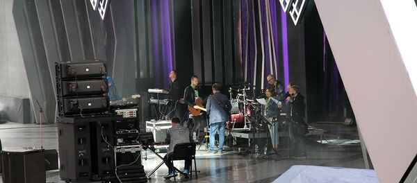 Подготовка к концерту в Летнем амфитеатре во время Славянского базара в Витебске - Sputnik Беларусь