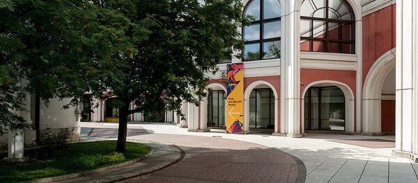 Унутраны падворак Траццякоўскай галерэі Унутраны падворак Траццякоўскай галерэі - Sputnik Беларусь