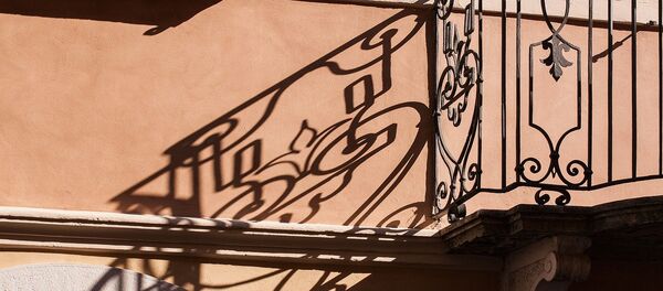 Ограждение балкона, архивное фото - Sputnik Беларусь