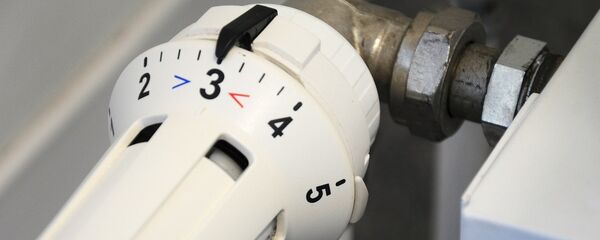 Регулировка тепла, архивное фото - Sputnik Беларусь