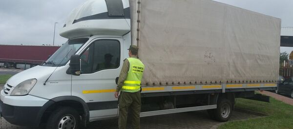 Конфискованный автомобиль Конфискованный автомобиль - Sputnik Беларусь