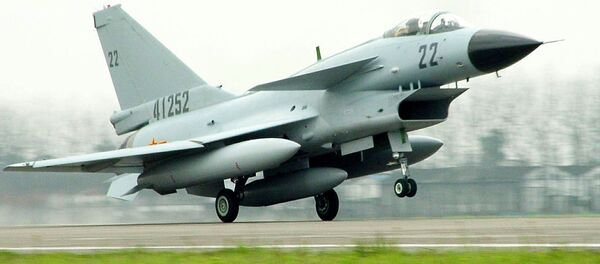 Истребитель Chengdu J-10, архивное фото - Sputnik Беларусь