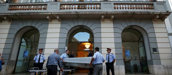 Эксгумация тела Сальвадора Дали в Фигерасе, Испания - Sputnik Беларусь