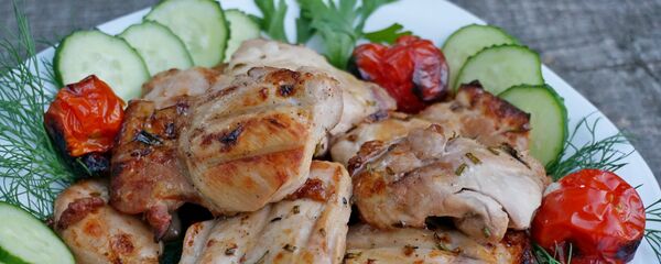 Мясо на гриле всегда получается очень ароматным - Sputnik Беларусь