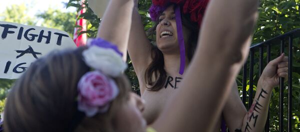 Активистки Femen - Sputnik Беларусь