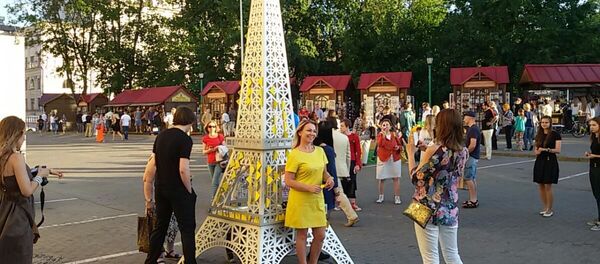 Эйфелева вежа ў Мінску - Sputnik Беларусь