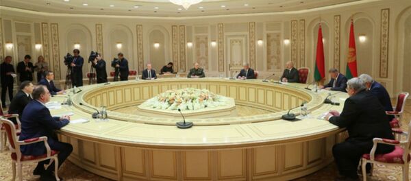 Встреча президента Беларуси Александра Лукашенко с руководством корпорации Росатом 24 июля 2017 года - Sputnik Беларусь