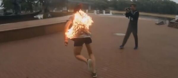 Гомельский блогер поджег себя - Sputnik Беларусь