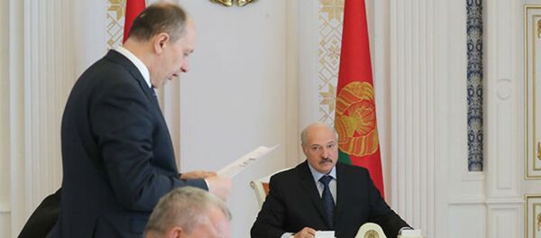 Доклад Правительства о перспективах развития отечественного тракторостроения 25 июля 2017 года Доклад Правительства о перспективах развития отечественного тракторостроения 25 июля 2017 года - Sputnik Беларусь