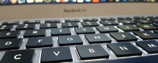 Клавиатура ноутбука, архивное фото - Sputnik Беларусь