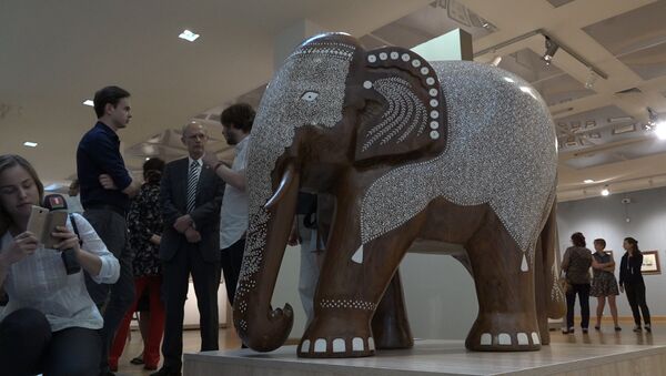 Индия подарила Национальному художественному музею двух слонов - Sputnik Беларусь