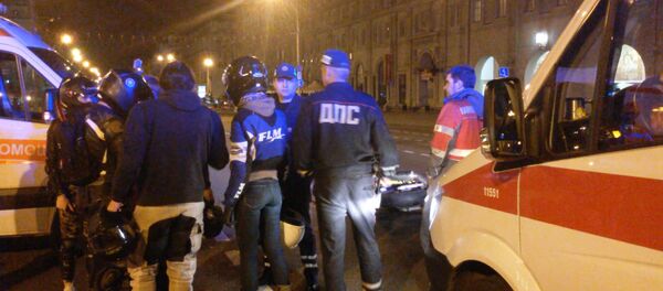 мотоцикл и машина скорой помощи столкнулись в центре Минска - Sputnik Беларусь