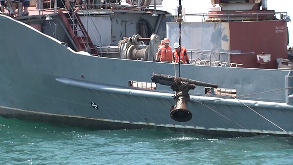 Российские моряки подняли пушку с корабля времен ВОВ - Sputnik Беларусь