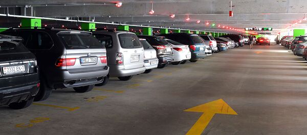 Парковка в ТЦ Galleria Minsk - Sputnik Беларусь