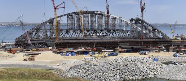 Железнодорожная арка Крымского моста - Sputnik Беларусь