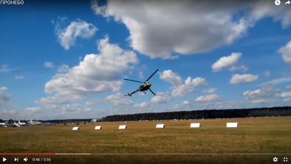 Вертолет коснулся земли хвостовым винтом на фестивале #ПРОНЕБО - Sputnik Беларусь