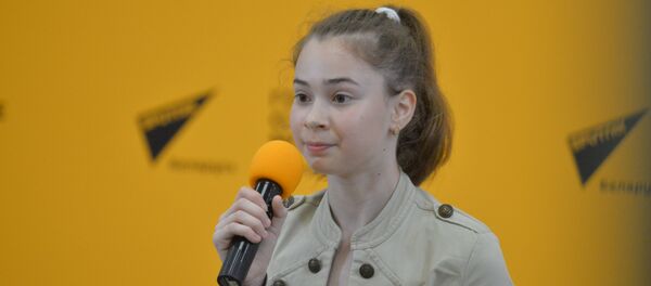 Беларуская ўдзельніца шоу Ты супер! Танцы Дар'я Радзівонава ў прэс-цэнтры Sputnik - Sputnik Беларусь