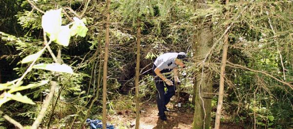 Место обнаружения тела убитой девочки в Минской области - Sputnik Беларусь