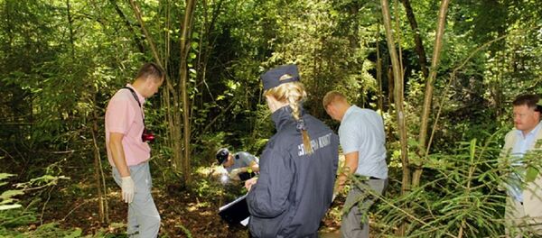 Место обнаружения тела убитой девочки в Минской области Место обнаружения тела убитой девочки в Минской области - Sputnik Беларусь