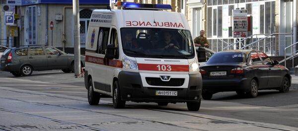 Скорая помощь на улице Киева, архивное фото - Sputnik Беларусь