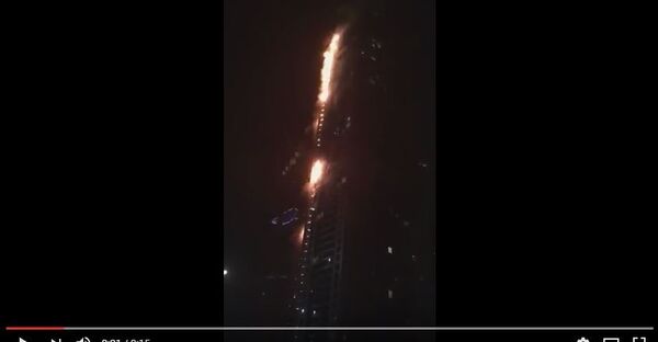 Пожар на небоскребе в Дубае Пожар на небоскребе в Дубае - Sputnik Беларусь