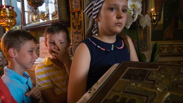 Дети в церкви - Sputnik Беларусь