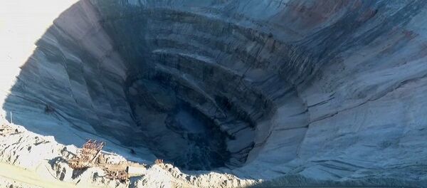 Авария на руднике Мир в Якутии - Sputnik Беларусь