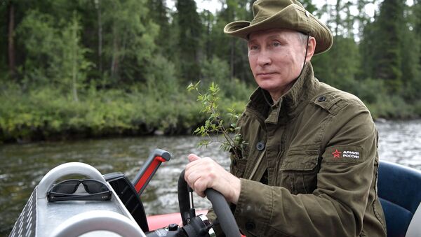 Президент РФ В. Путин провел отпуск в Республике Тыва - Sputnik Беларусь