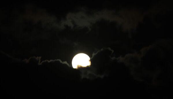 Лунное затмение в Анкаре, Турция - Sputnik Беларусь
