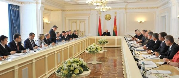 Доклад по вопросам выполнения поручений о стимулировании деловой инициативы - Sputnik Беларусь