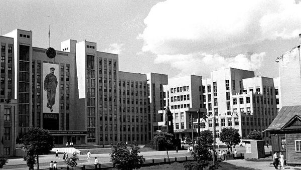 Вид на здание Дома правительства в Минске (1938 год) - Sputnik Беларусь