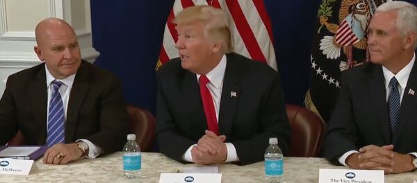 Трамп поблагодарил Путина за высылку дипломатов - Sputnik Беларусь