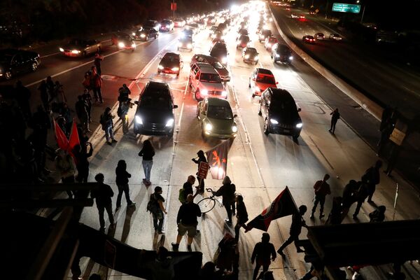 Расследованием беспорядков в Шарлоттсвилле занялось ФБР - Sputnik Беларусь