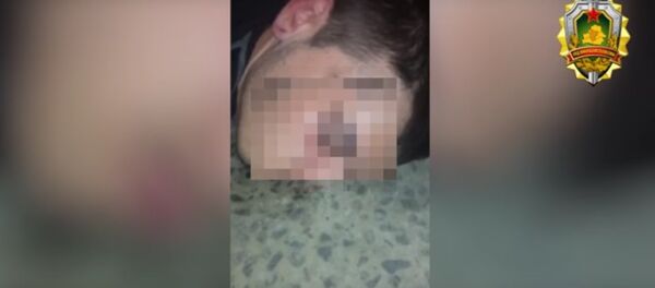 Опубликованы кадры жесткого задержания закладчиков наркотиков Опубликованы кадры жесткого задержания закладчиков наркотиков - Sputnik Беларусь