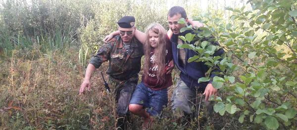 Девочку нашли в болотистой местности леса в Мядельском районе - Sputnik Беларусь