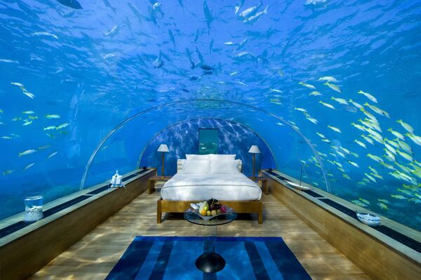 Отель на Мальдивах предлагает отдых под водой. - Sputnik Беларусь