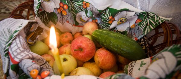 Яблочный спас в деревне Засковичи Молодечненского района - Sputnik Беларусь
