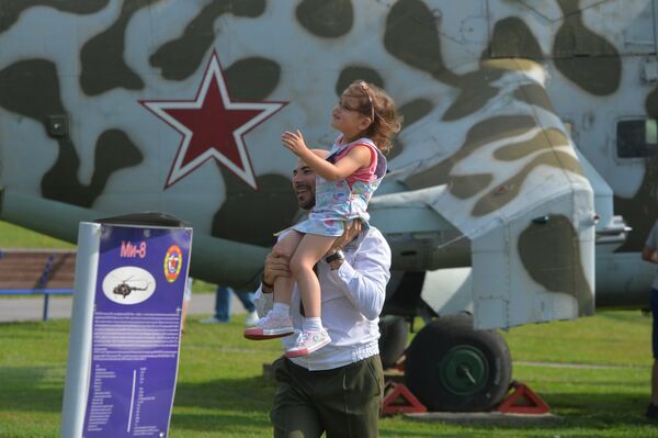 В Музее авиационной техники в поселке Боровая прошел праздник по случаю дня ВВС Беларусь - Sputnik Беларусь