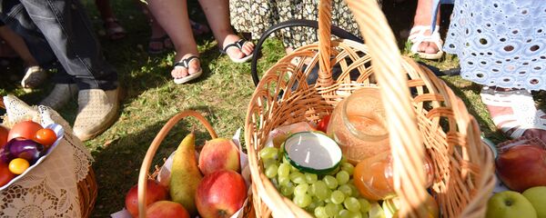 Яблычны Спас у Гомелі Яблычны Спас у Гомелі - Sputnik Беларусь