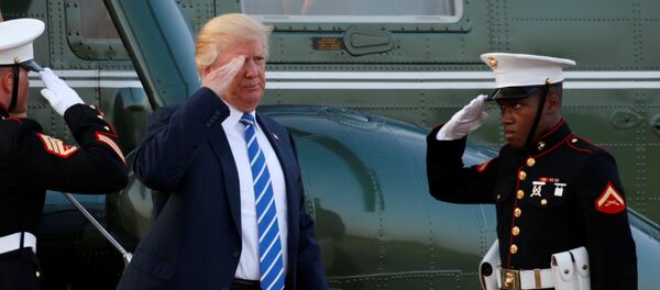 Борт номер один Трампа приземлился на авиабазе Эндрюс Борт номер один Трампа приземлился на авиабазе Эндрюс - Sputnik Беларусь