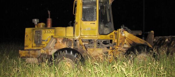 Погрузчик, совершивший наезд Погрузчик, совершивший наезд - Sputnik Беларусь