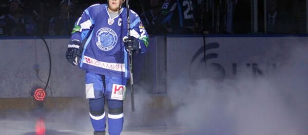 Белорусский хоккеист Владимир Денисов - Sputnik Беларусь